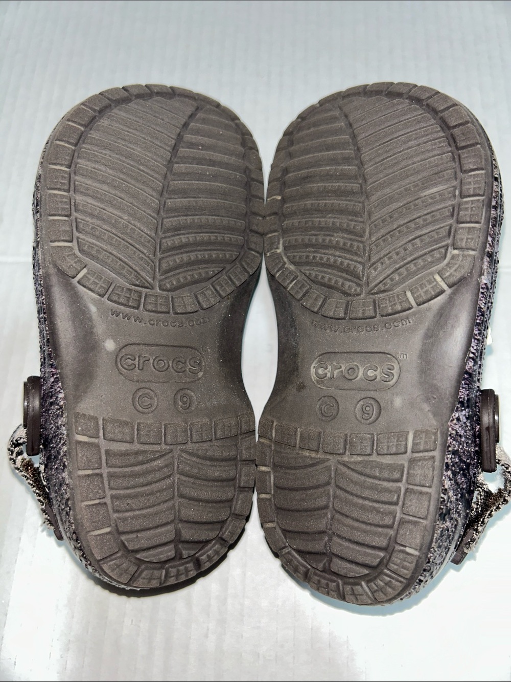 Crocs x Anwar Carrots Kids Classic Clogs Sandals - Size Kids Toddlers Size 9 - Picture 7 of 7